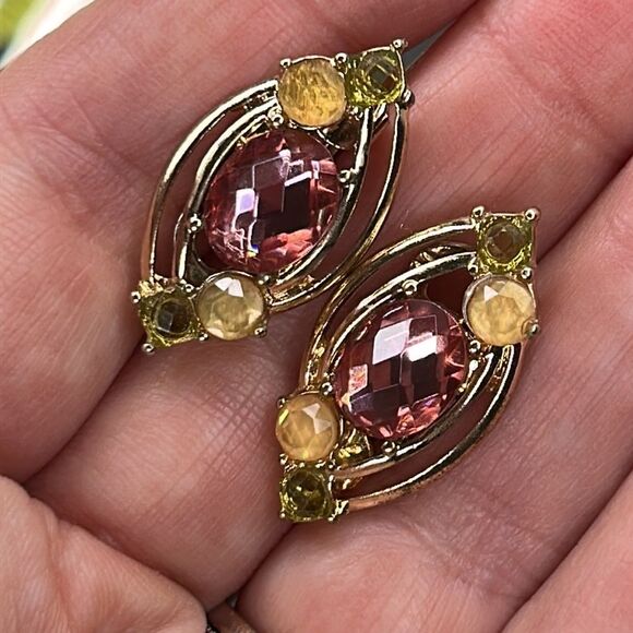 Napier Vintage Clip Earrings - Picture 2 of 6